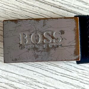 Boss Hugo Boss 27.5 Inch 100% Leather Black Belt with Embossed Logo Buckle